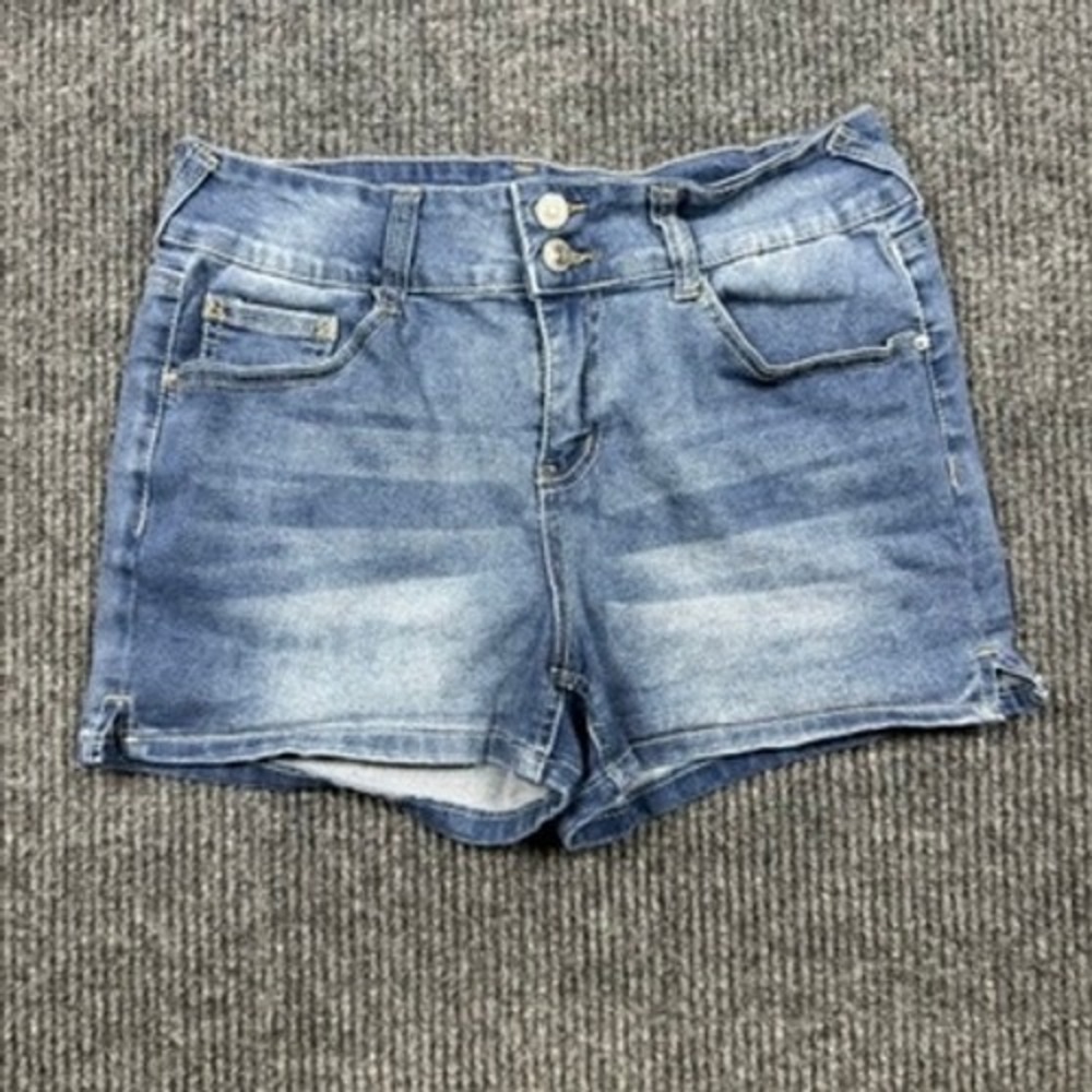 Wallflower Womens Blue Denim Shorts Double Button Size 13 WFJ10491-1052707